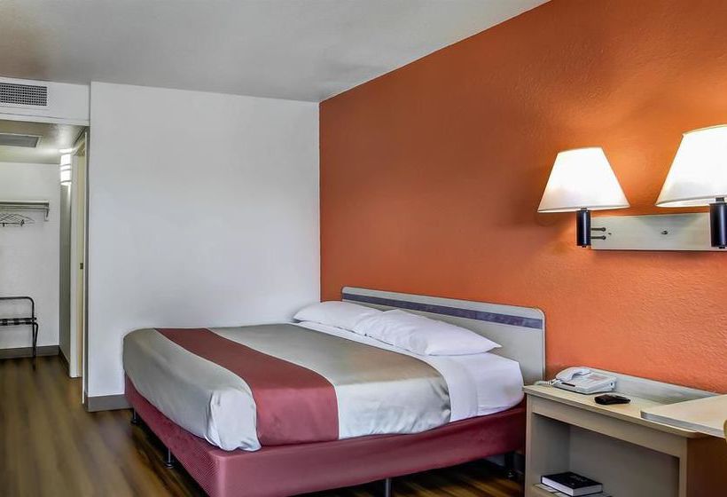 Motel 6 Medford South   | Medford | Oregon | United States 19