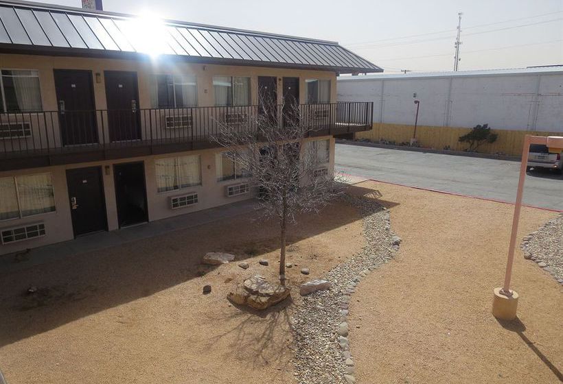 Motel One  | Odessa | Texas | United States 8