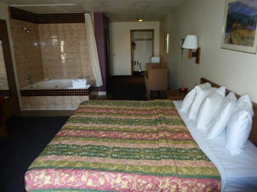 Motel Americas Best Value Inn & Suites  | Fort Collins | Colorado | United States 6