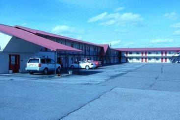 Hotel Narrow Gauge Railroad Inn 