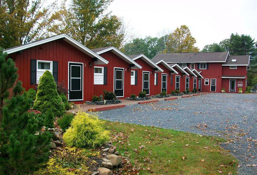 Hotel North Shire Lodge & Mountain View Pub  | Manchester | Vermont | United States 2