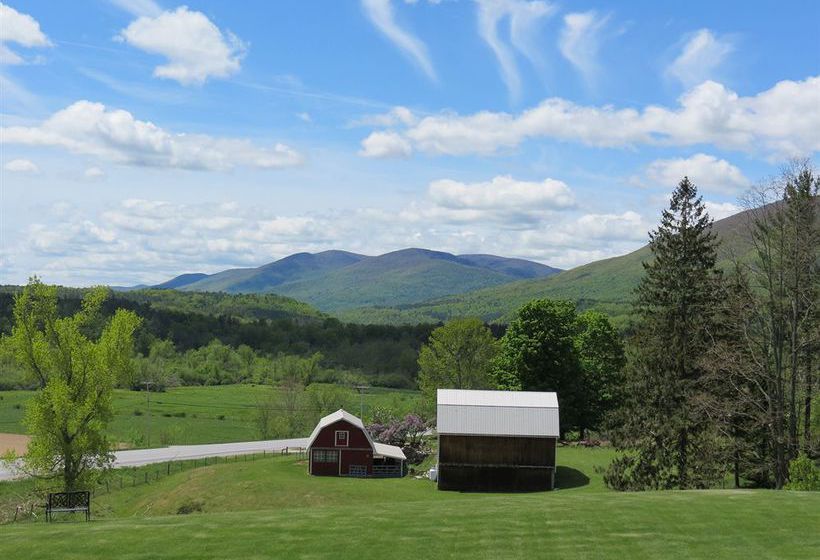 Hotel North Shire Lodge & Mountain View Pub  | Manchester | Vermont | United States 9