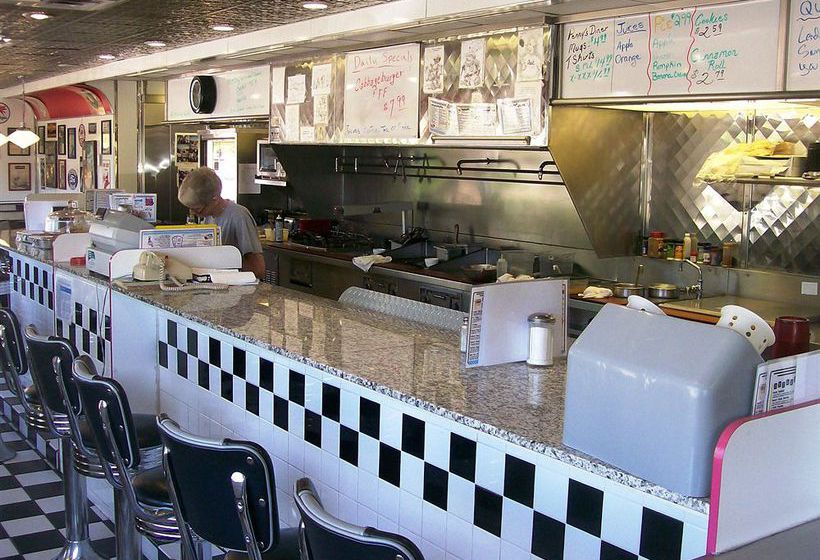 Hotel Oak Tree Inn Morrill Nebraska  | Morrill | Nebraska | United States