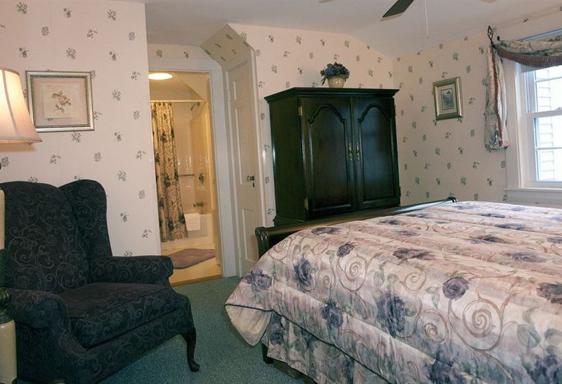 Hotel Old Harbor Inn  | Chatham | Massachusetts | United States 15