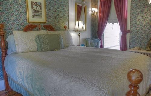 Hotel Oliver Inn Bed & Breakfast  | South Bend | Indiana | United States 1