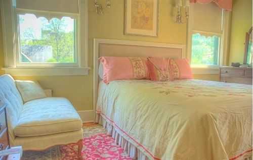 Hotel Oliver Inn Bed & Breakfast  | South Bend | Indiana | United States 12