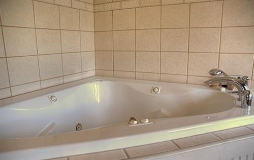 Hotel Oliver Inn Bed & Breakfast  | South Bend | Indiana | United States 16