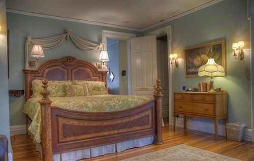 Hotel Oliver Inn Bed & Breakfast  | South Bend | Indiana | United States 4