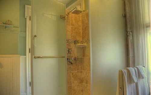 Hotel Oliver Inn Bed & Breakfast  | South Bend | Indiana | United States 8