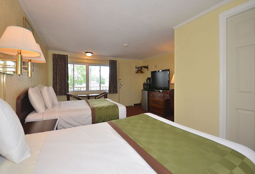 Hotel Rodeway Inn Orleans  | Orleans | Massachusetts | United States 1