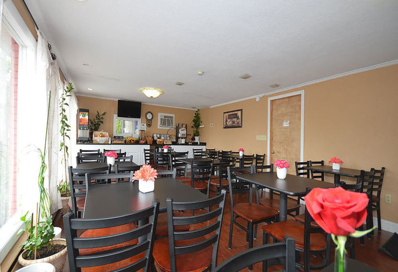 Hotel Rodeway Inn Orleans  | Orleans | Massachusetts | United States 14