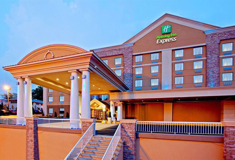 Hotel Holiday Inn Express North Bergen Lincoln Tunnel  | North Bergen | New Jersey | United States 9