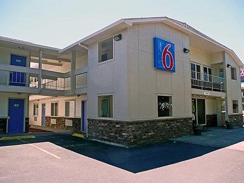 Motel 6 McMinnville 
