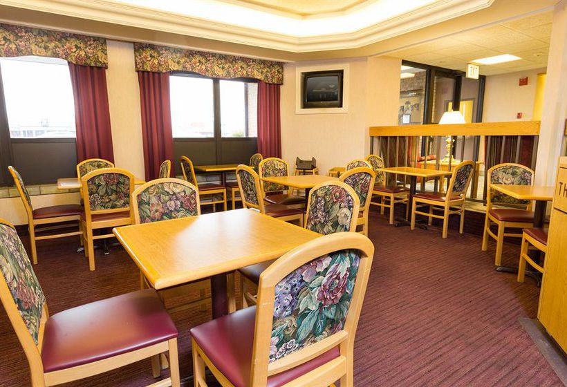 Hotel Pear Tree Inn by Drury  | Paducah | Kentucky | United States 3