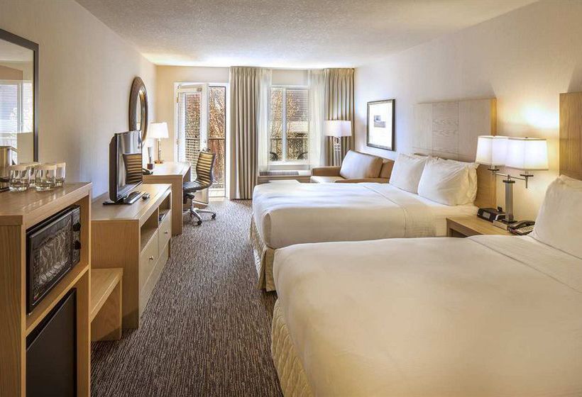DoubleTree by Hilton Hotel Portland Tigard  | Tigard | Oregon | United States 4