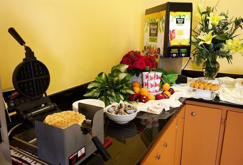 Hotel Bradley  | Windsor Locks | Connecticut | United States 2