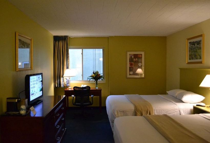 Hotel Bradley  | Windsor Locks | Connecticut | United States 4