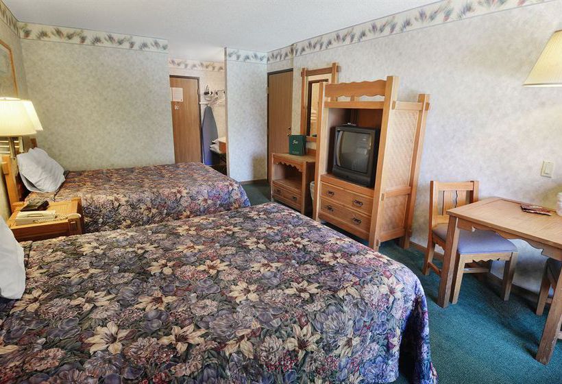 Polynesian Resort Hotel & Suites  | Wisconsin Dells | Wisconsin | United States 13