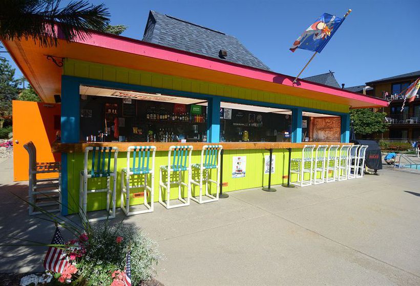 Polynesian Resort Hotel & Suites  | Wisconsin Dells | Wisconsin | United States 15