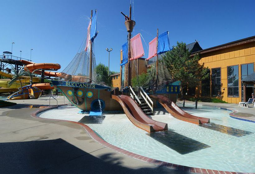 Polynesian Resort Hotel & Suites  | Wisconsin Dells | Wisconsin | United States 4