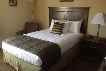 Hotel Prince Charles Inn  | Branson | Missouri | United States 8