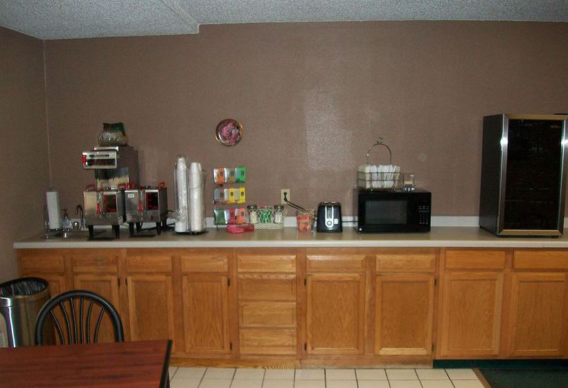 Hotel New Victorian Inn York  | York | Nebraska | United States 1