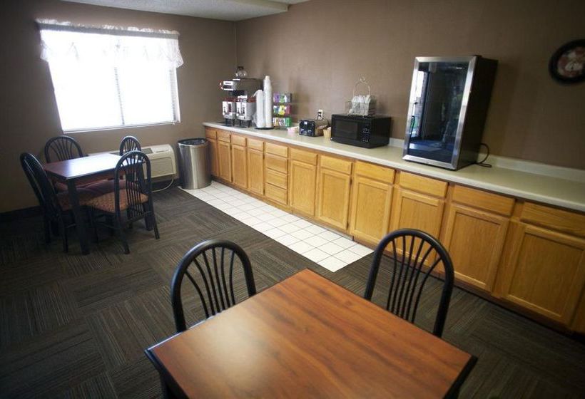 Hotel New Victorian Inn York  | York | Nebraska | United States 13