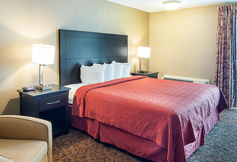 Hotel Quality Inn Magnolia