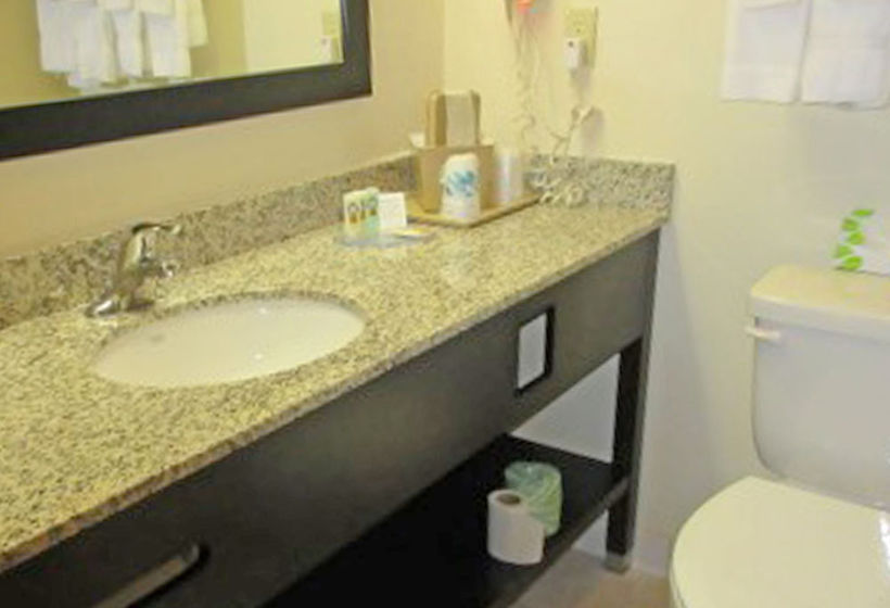 Hotel Quality Inn  Cherokee