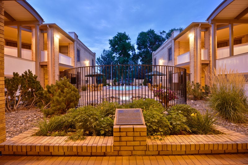 Best Western Plus Plaza Hotel  | Thermopolis | Wyoming | United States 1