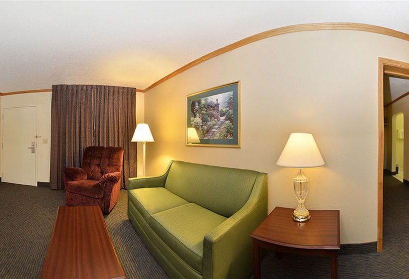 Hotel Quality Inn & Suites North Platte  | North Platte | Nebraska | United States 4