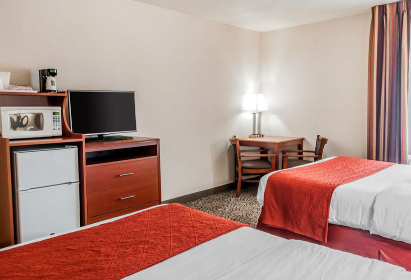 Hotel Quality Inn & Suites Pueblo  | Pueblo | Colorado | United States 17
