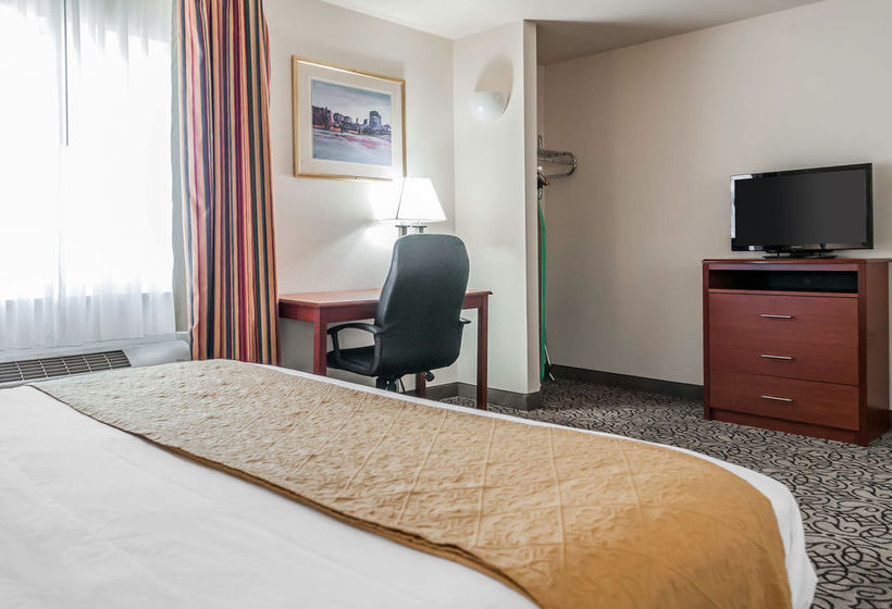 Hotel Quality Inn & Suites Pueblo  | Pueblo | Colorado | United States 9