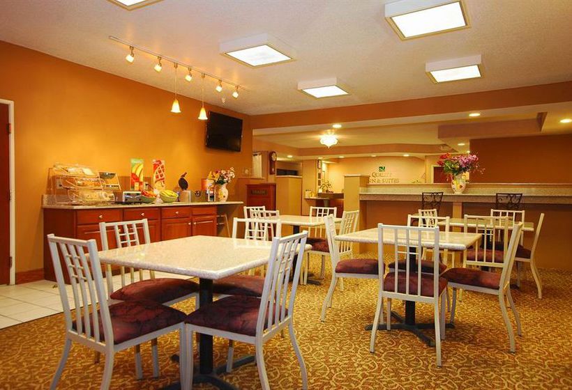 Hotel Quality Inn & Suites  | South Bend | Indiana | United States 3