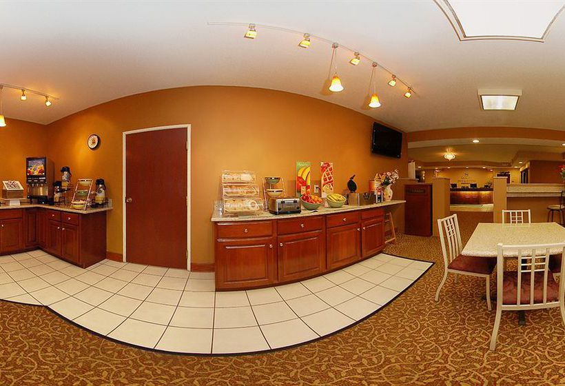Hotel Quality Inn & Suites  | South Bend | Indiana | United States 7