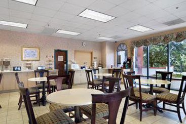 Hotel Days Inn & Suites Savannah Gateway I-95 & 204  | Savannah | Georgia | United States 7
