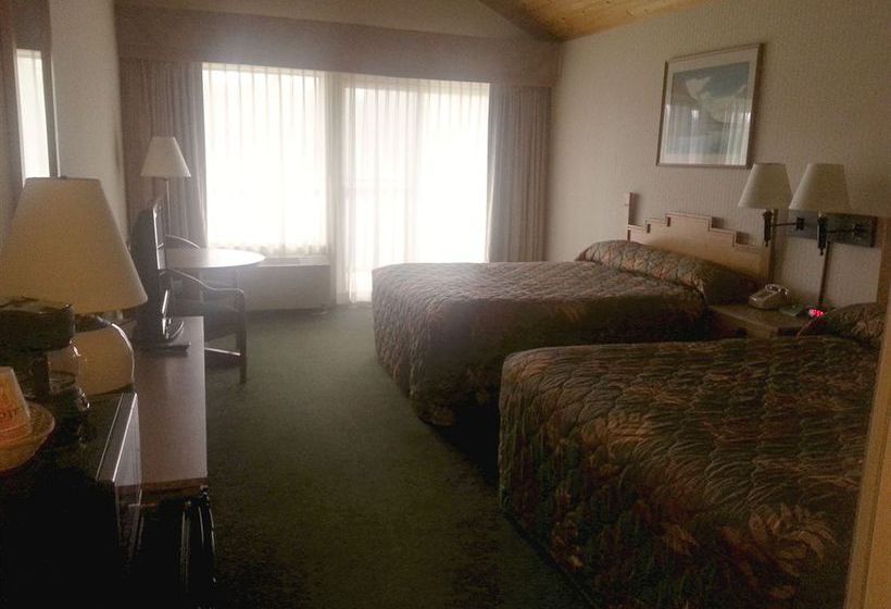 Hotel Quality Inn Pine Lodge  | Whitefish | Montana | United States 12