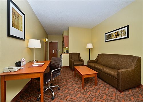 Hotel Comfort Suites Park Central  | Dallas | Texas | United States 12
