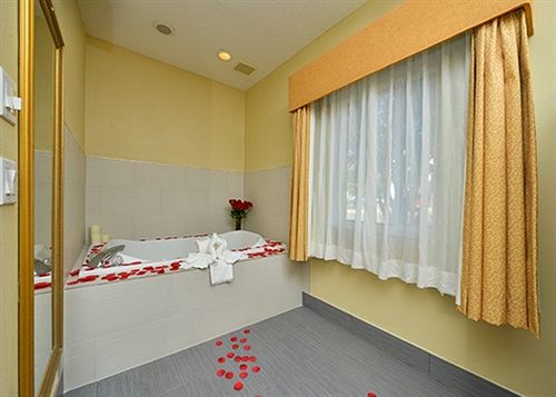 Hotel Comfort Suites Park Central  | Dallas | Texas | United States 2