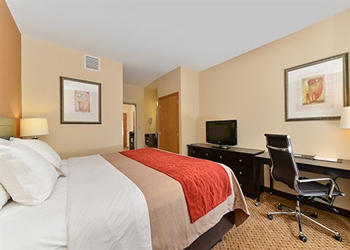 Hotel Comfort Suites Kenosha  | Kenosha | Wisconsin | United States 15