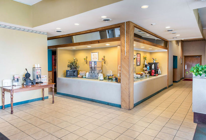 Hotel Econo Lodge New Stanton   | New Stanton | Pennsylvania | United States 1