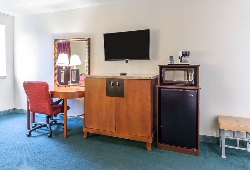 Hotel Econo Lodge New Stanton   | New Stanton | Pennsylvania | United States 18