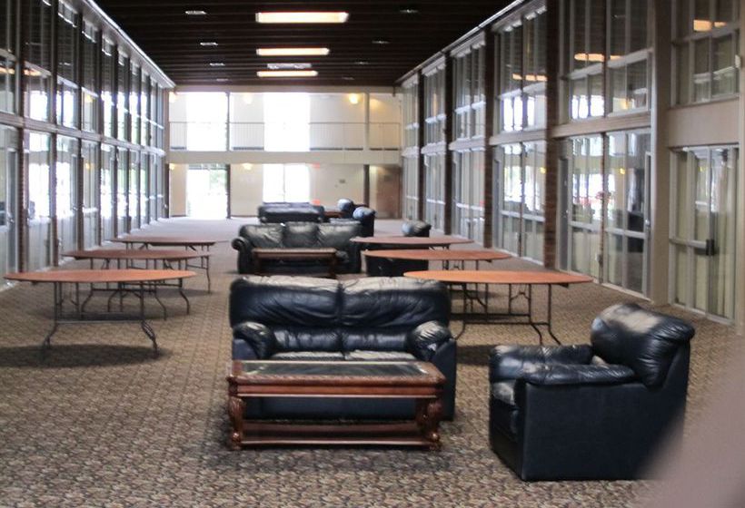 Hotel Ramada Inn  | Hutchinson | Kansas | United States 2