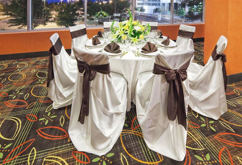 Hotel Holiday InnTulsa City Center Tulsa