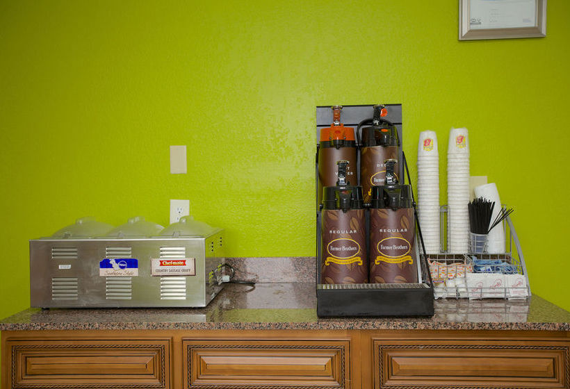 Hotel Super 8 Cartersville  | Cartersville | Georgia | United States 7