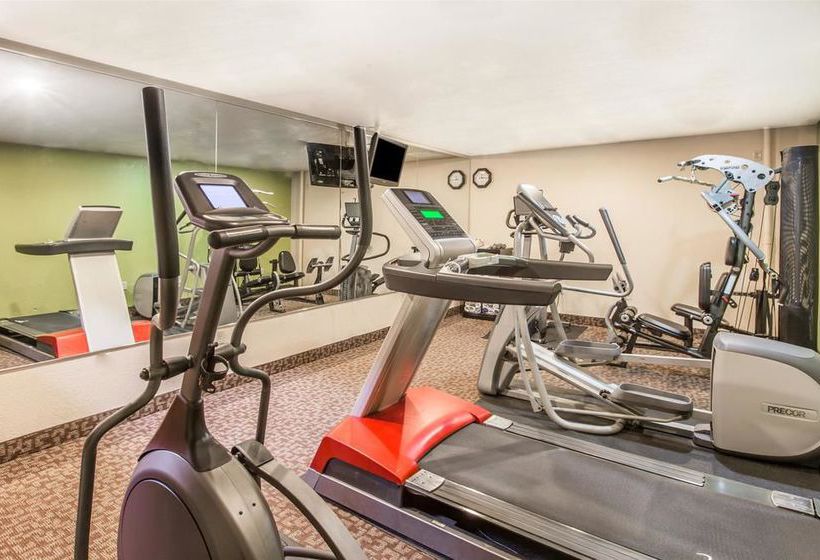 Ramada Sioux Falls Airport Hotel & Suites  | Sioux Falls | South Dakota | United States 11