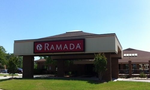 Hotel Ramada Raleigh-Blue Ridge  | Raleigh | North Carolina | United States 10