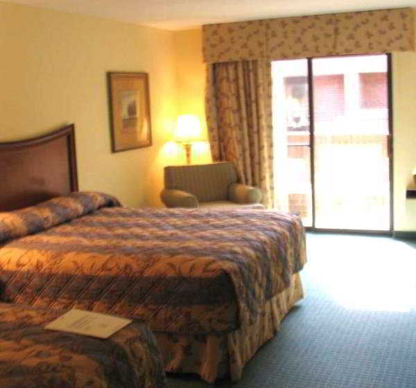 Hotel Ramada Raleigh-Blue Ridge  | Raleigh | North Carolina | United States 6