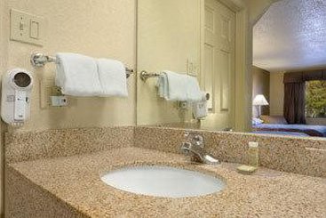 Hotel Super 8 Monroe  | Monroe | Louisiana | United States 4