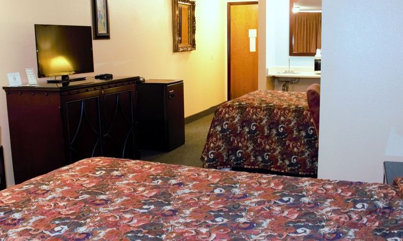 Hotel Marina Inn   | Des Moines | Washington | United States 10